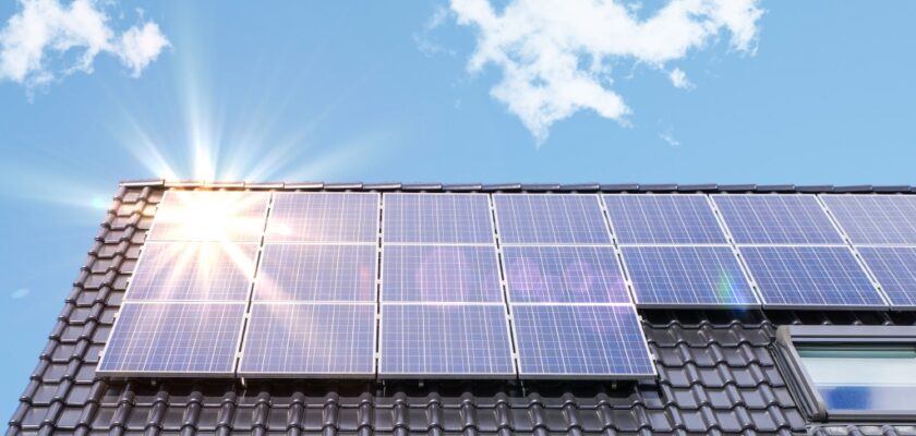 هل يمكن تركيب طاقة شمسية بدون بطاريات